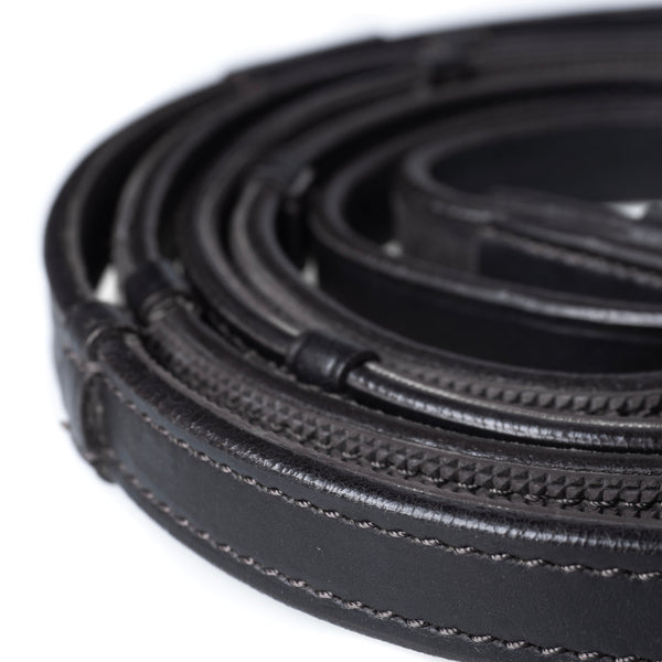 Plain Leather Black Reins with Rubber Insole and Continental Stoppers – traditional English leather grip reins